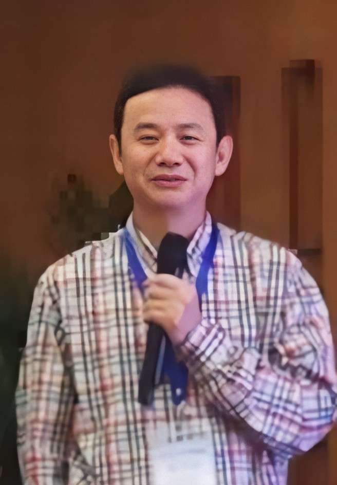MK在线创新论坛第九百五十四讲： Entropy and Emergency of topological Dynamical Systems 