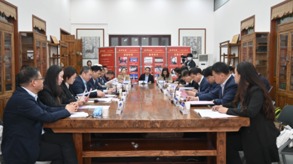 西北高等教育奠基人、中国现代医学先驱徐诵明雕像在MK在线落成